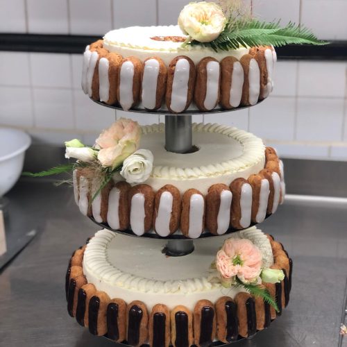 Chocolaterie Patisserie Artisanale pour anniversaire, mariage, communions, baptêmes à Montluel sur la Cotière